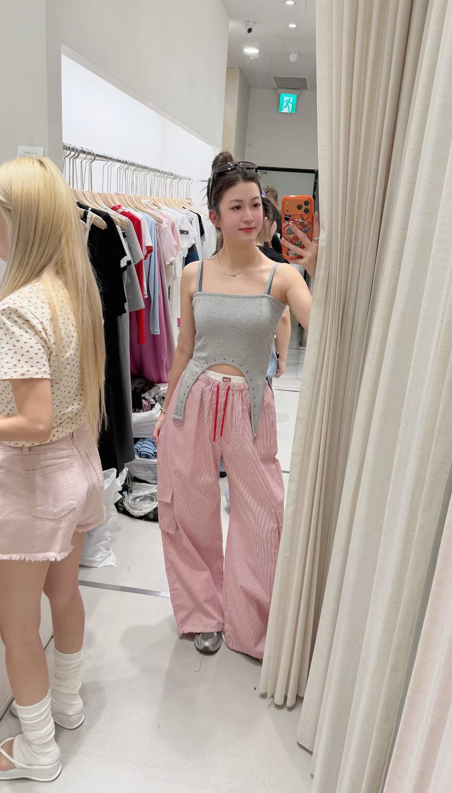 金屬扣吊帶背心