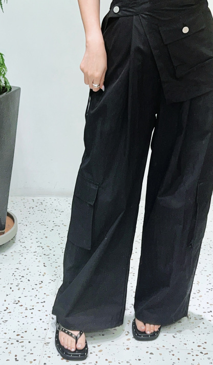 斜肩腰簾JUMPSUIT