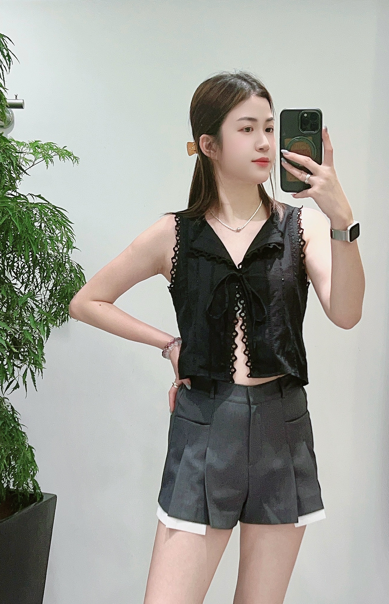 反領綁結刺繡vest