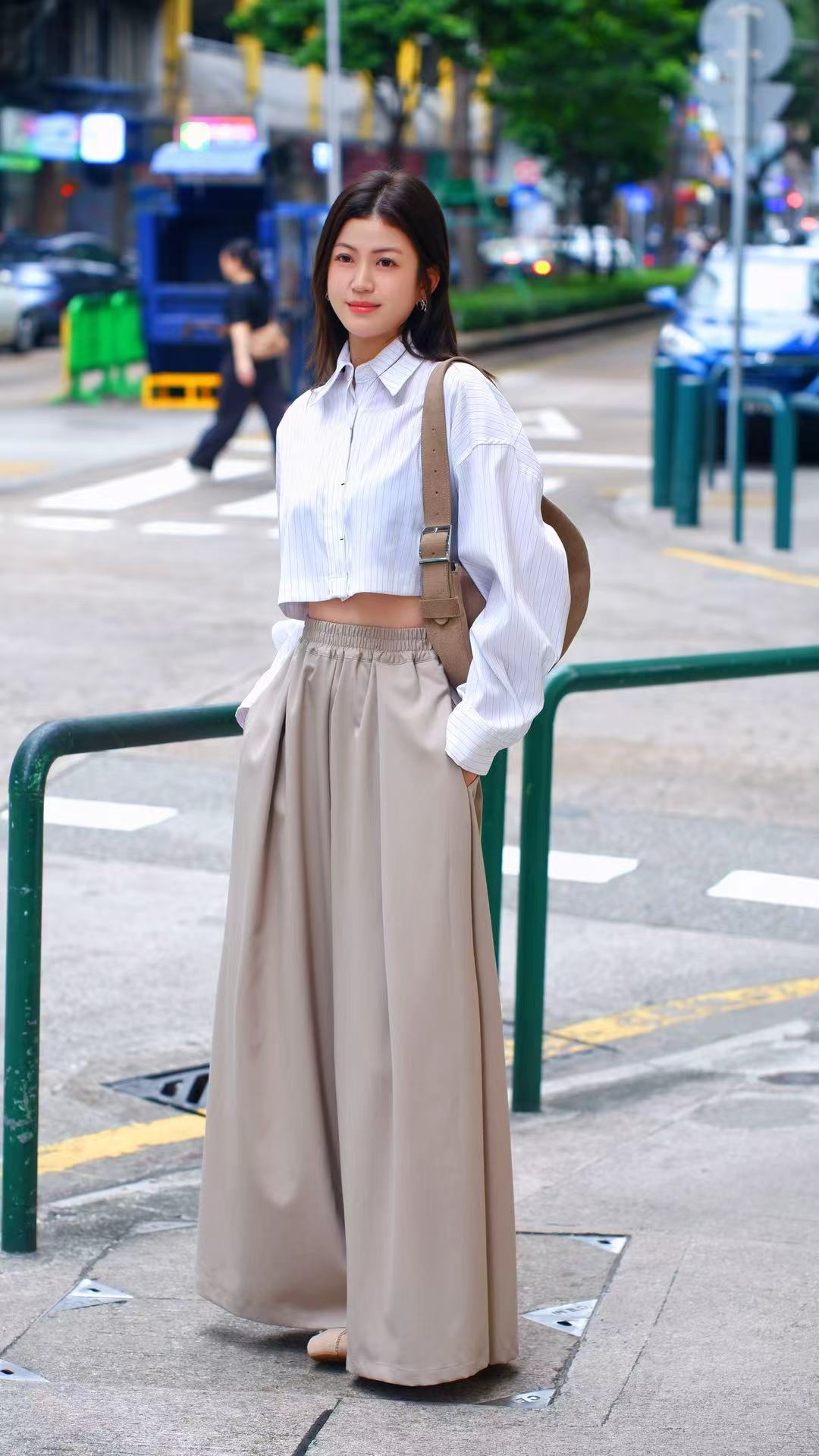 Cropped Shirt 簡約套裝｜垂感極簡風穿搭