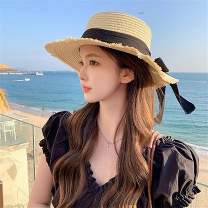 夏春 麦わら帽子レディース 蝶結び ビーチ 日焼け止め ストローハット 小顔効果 あご紐 折りたたみ ガーデニング 旅行 海 防紫外線 UVカット 天然素材 通気性