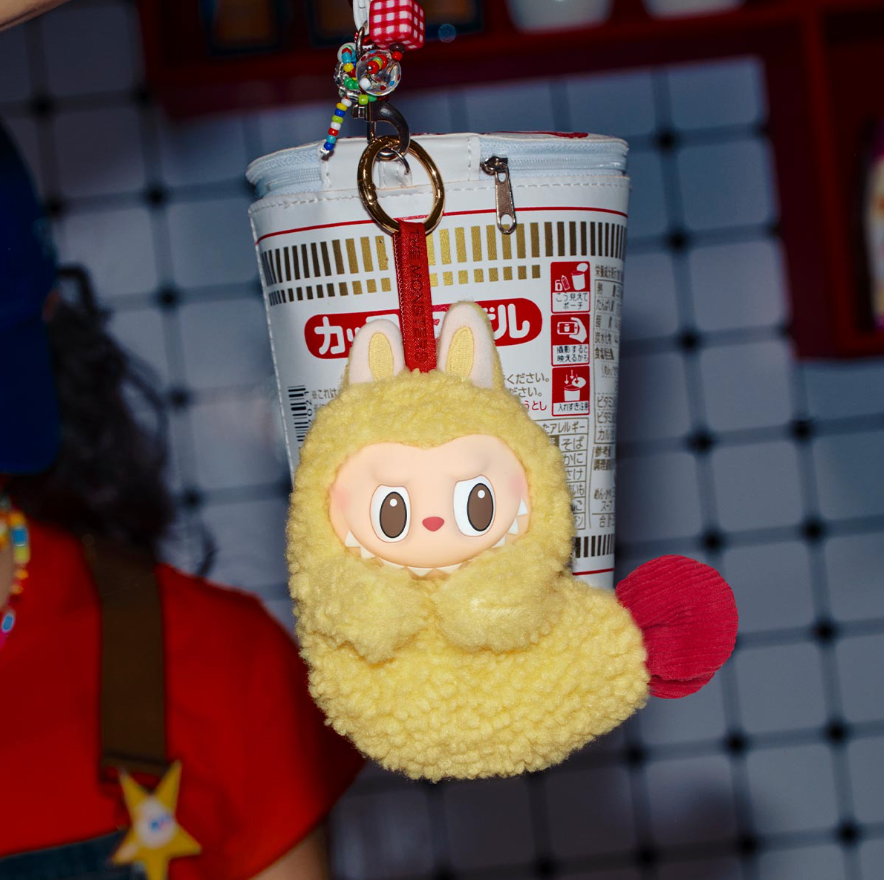 THE MONSTERS Wacky Mart イヤホンケース LABUBU 楽天市場】【◇正規品◇】POP MART（ポップマート）Labubu The