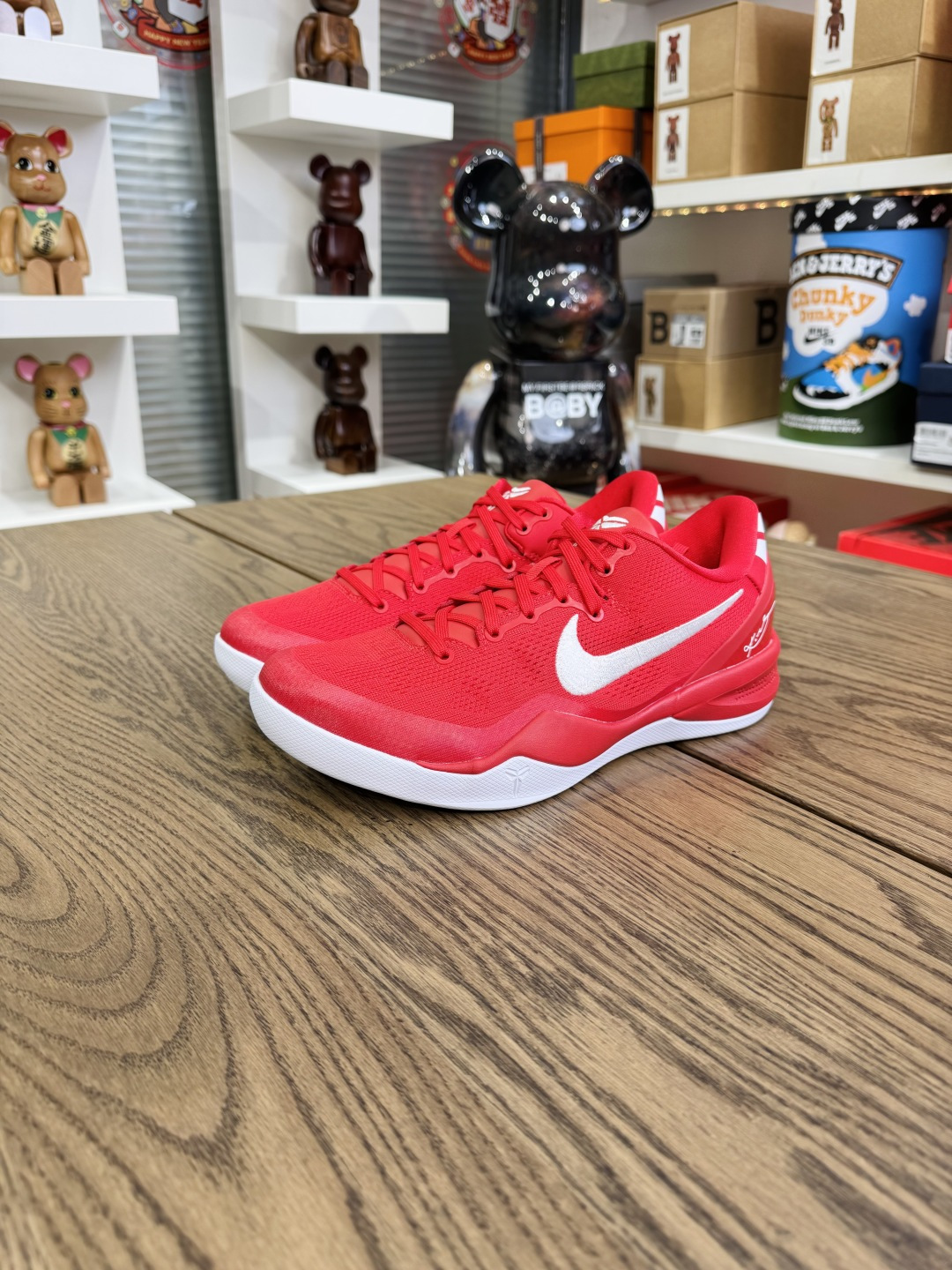 Kobe 8 Protro University Red 大學紅 尺碼 40-48.5「US7-14」  HF9550-600