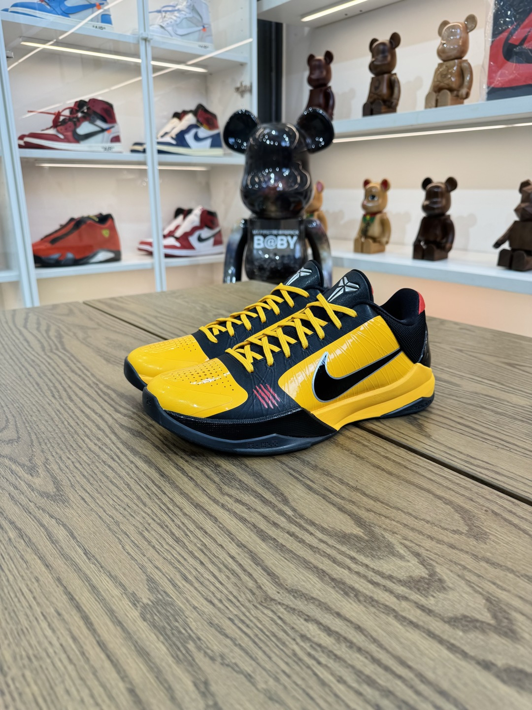 【巔峰產品Ultra】Kobe 5 Protro 黑黃李小龍 Bruce Lee 尺碼 40-48.5 CD4991-700