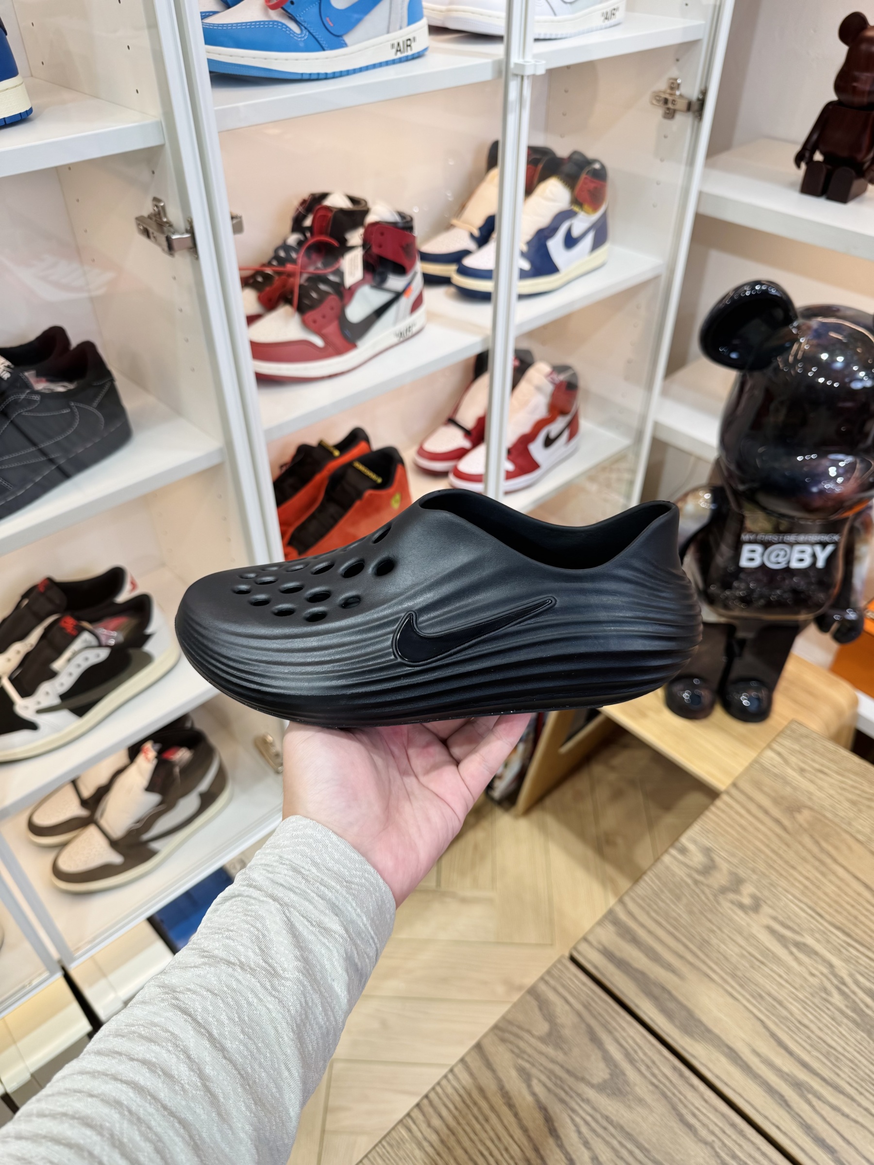 Nike ReactX Rejuven8 简约洞洞鞋 男女同款 黑色