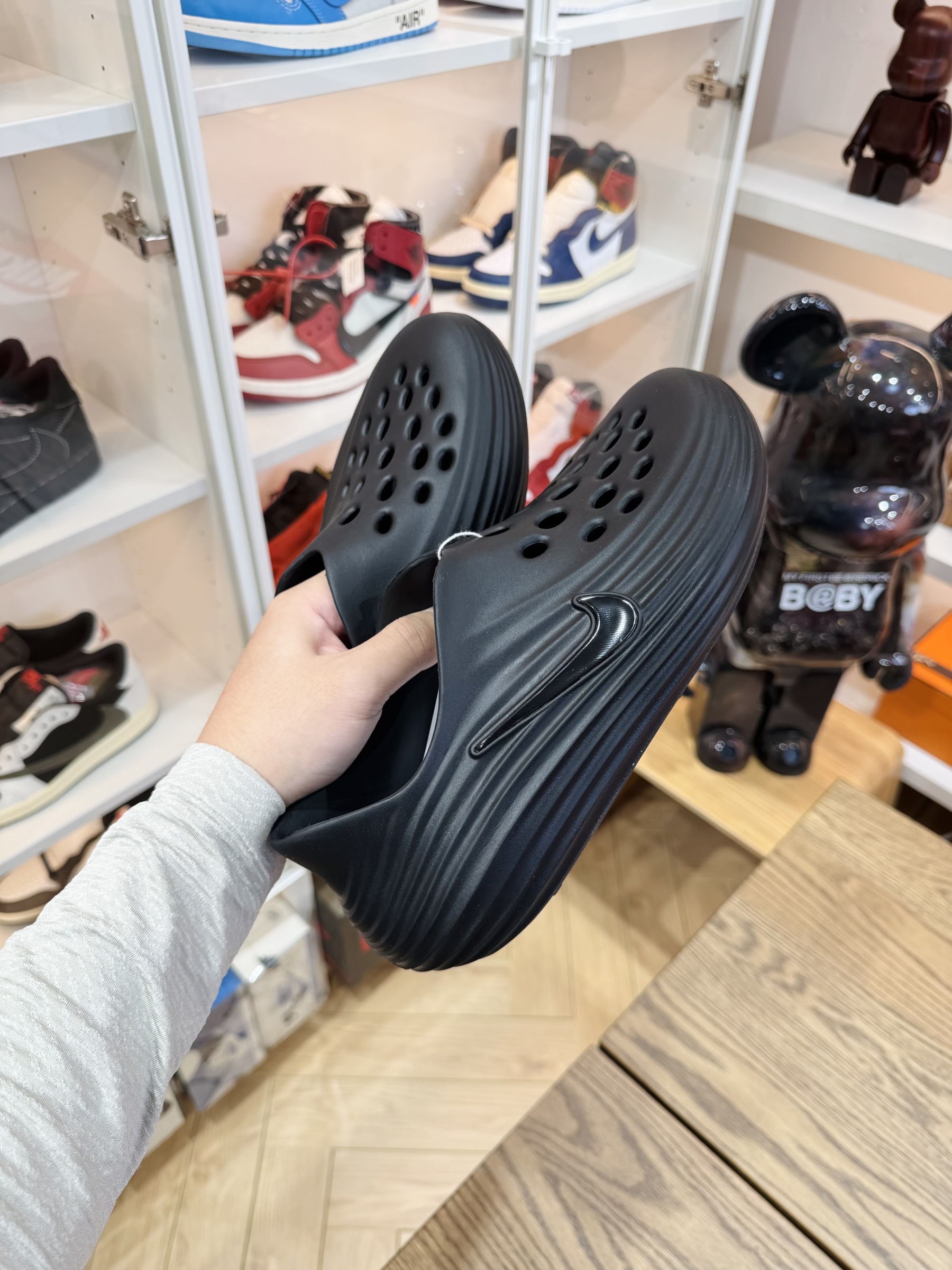 Nike ReactX Rejuven8  简约洞洞鞋 男女同款 黑色