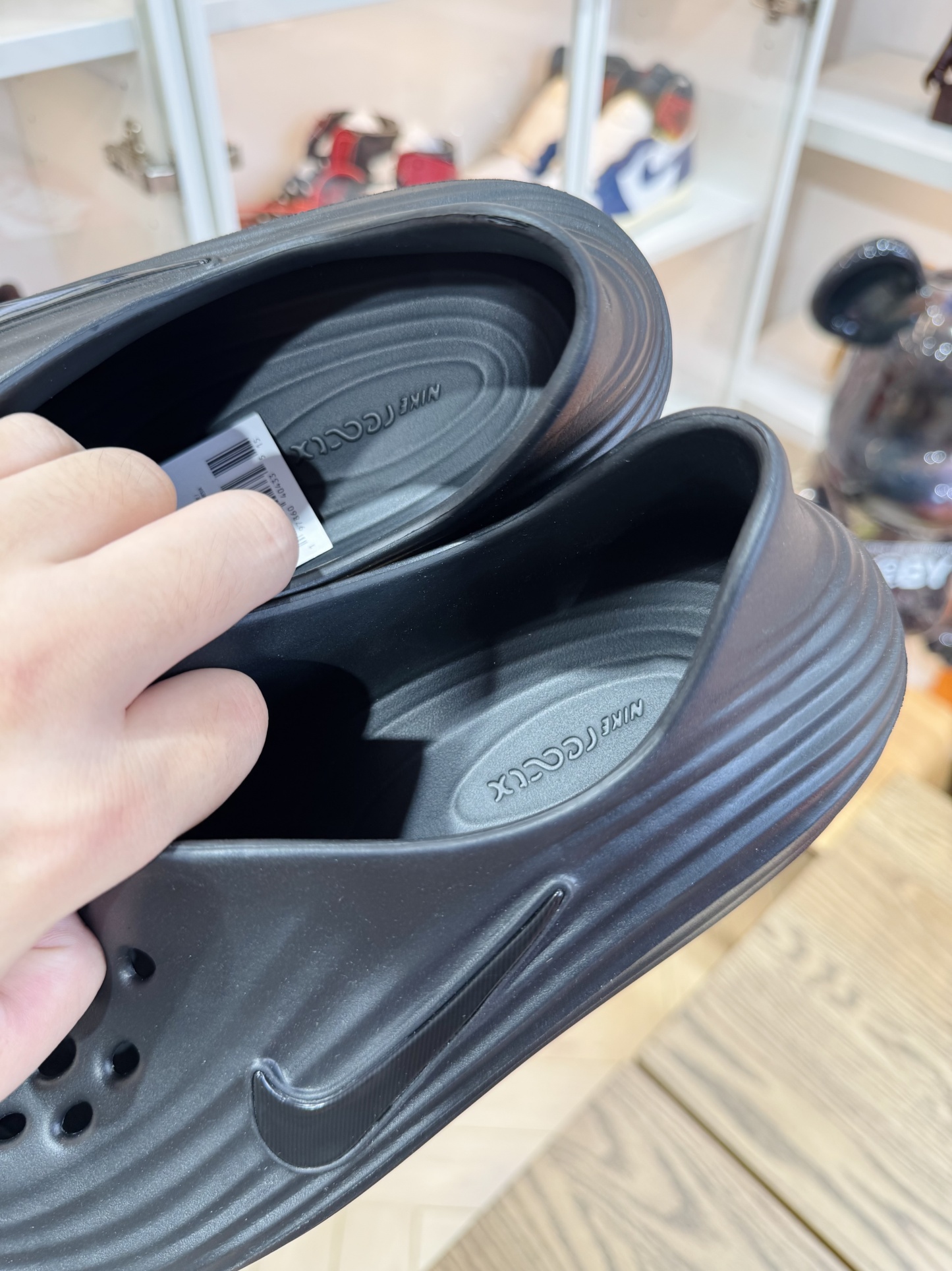 Nike ReactX Rejuven8  简约洞洞鞋 男女同款 黑色