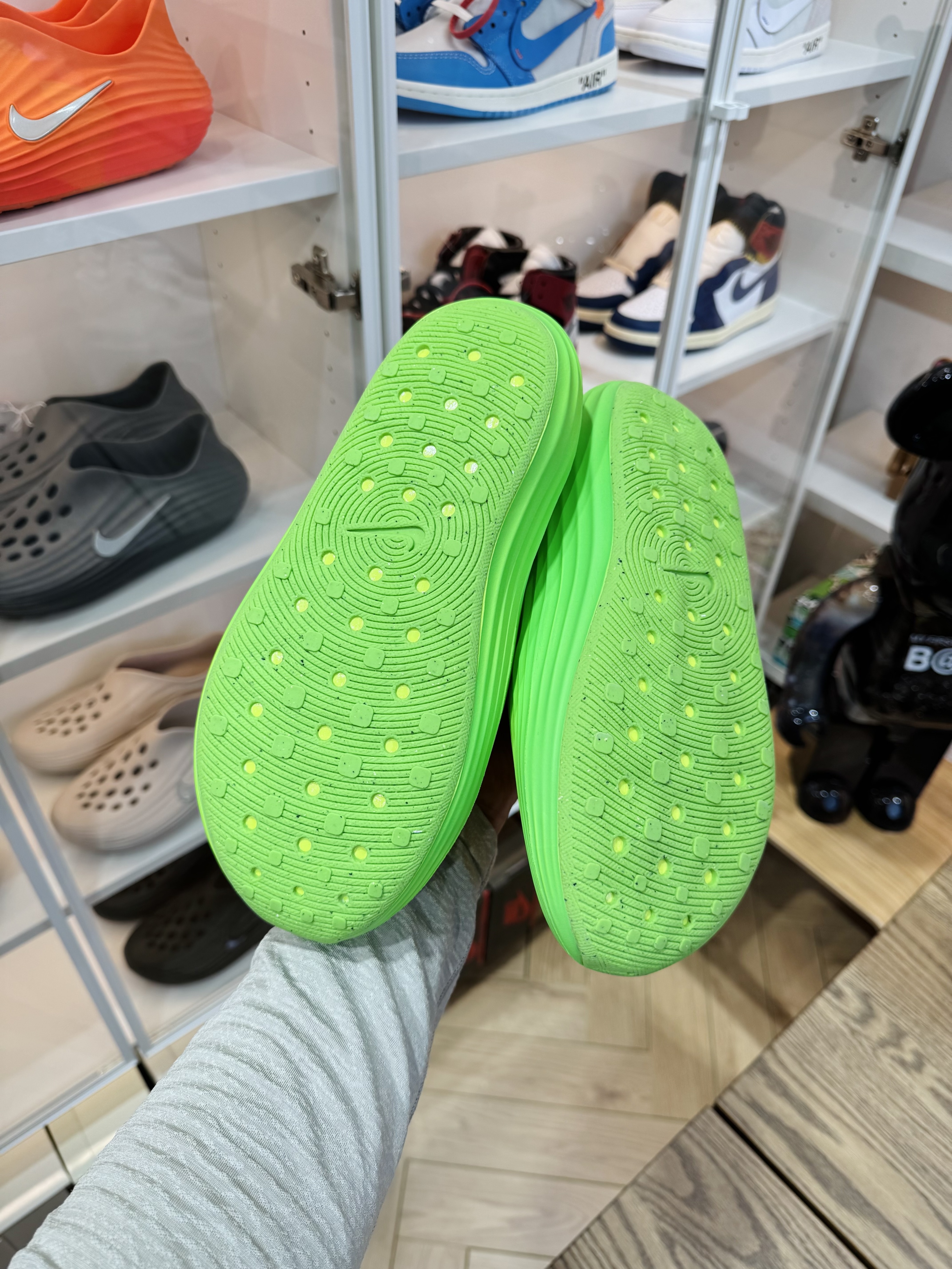 Nike ReactX Rejuven8  简约洞洞鞋 男女同款 绿色