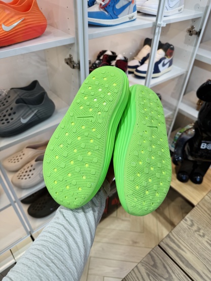 Nike ReactX Rejuven8  简约洞洞鞋 男女同款 绿色