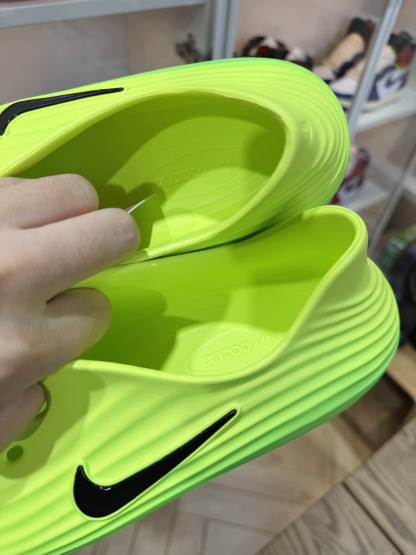 Nike ReactX Rejuven8  简约洞洞鞋 男女同款 绿色