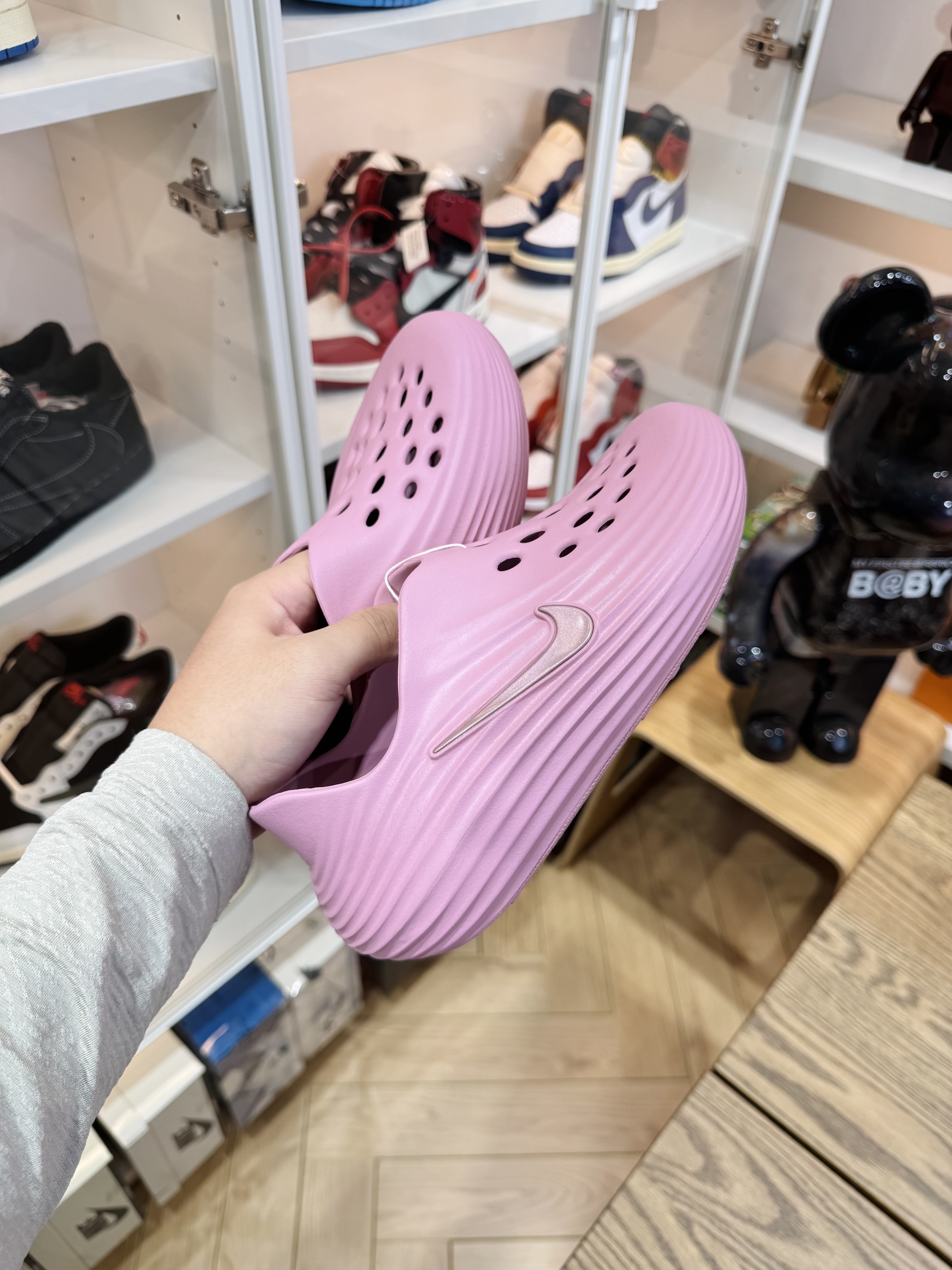 Nike ReactX Rejuven8  简约洞洞鞋 女款 粉色