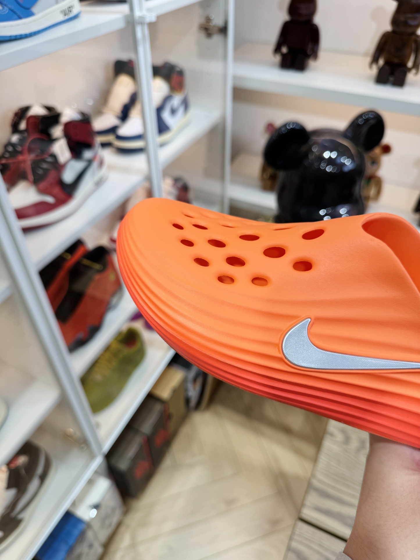 Nike ReactX Rejuven8  简约洞洞鞋 男女同款 橙色