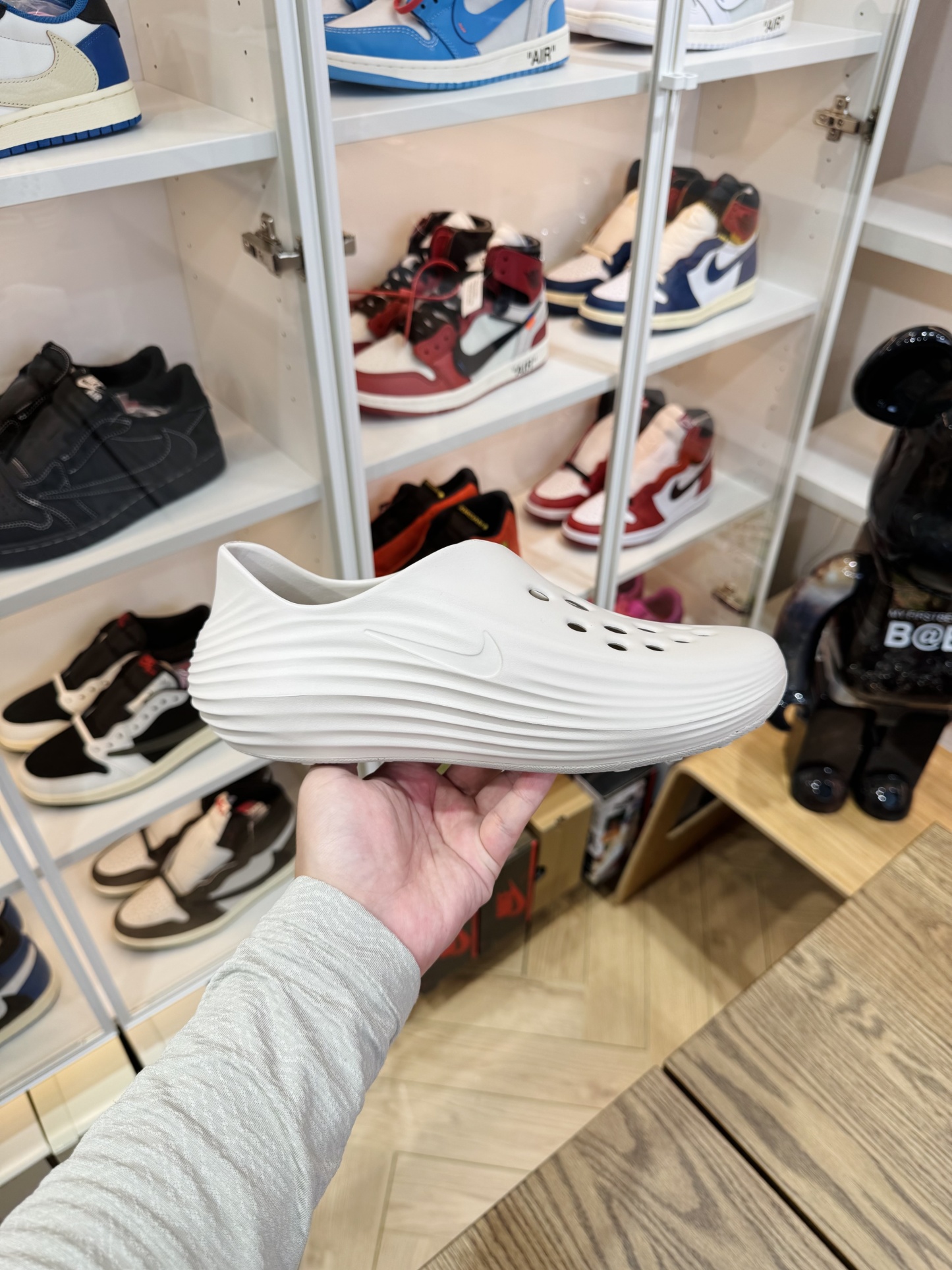 Nike ReactX Rejuven8  简约洞洞鞋 男女同款 浅金棕