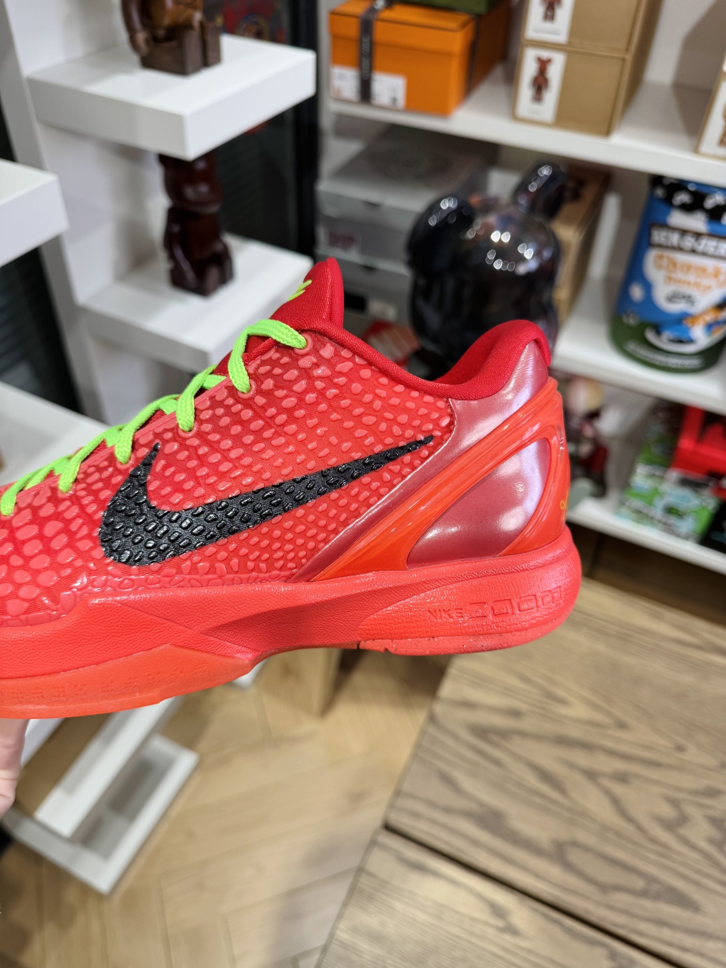 Kobe 6 Reverse 反轉青蜂俠 Ultra產品上新