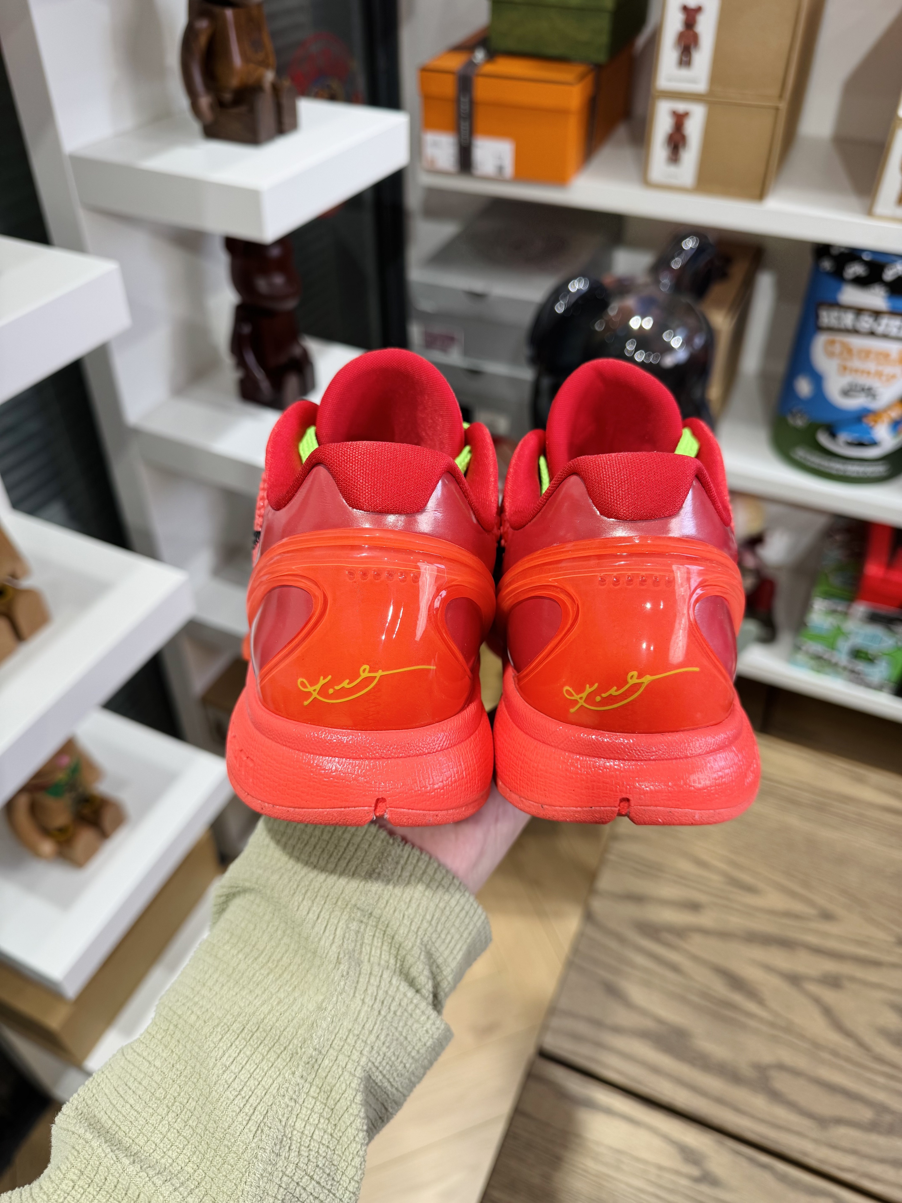 Kobe 6 Reverse 反轉青蜂俠 Ultra產品上新