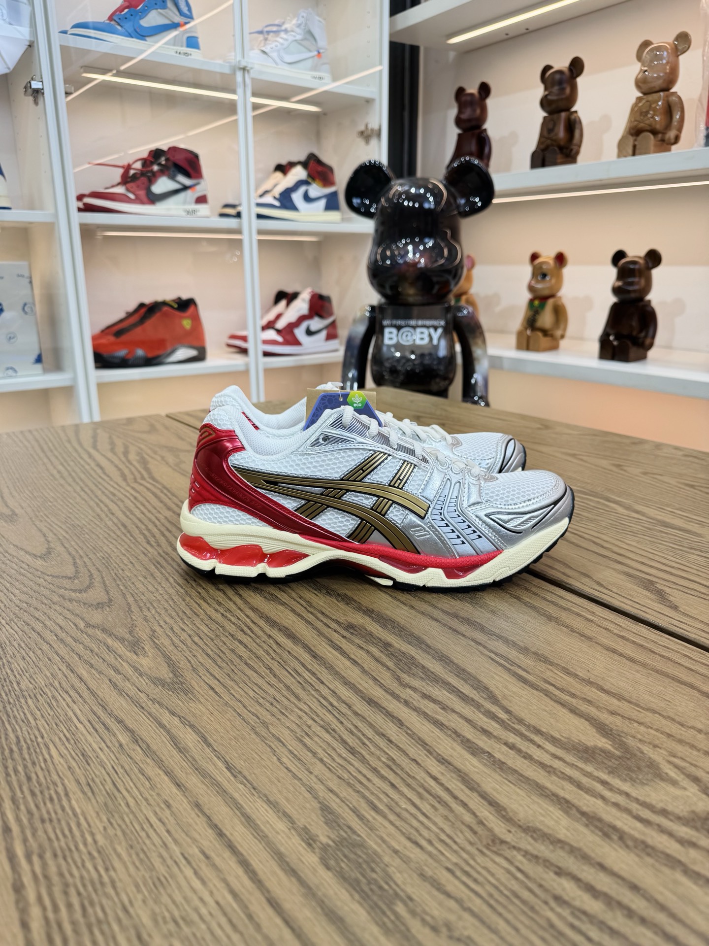 Kayano 14 Sneaker Politics 緩震跑步鞋 男女同款 白銀色 1203A692-100
