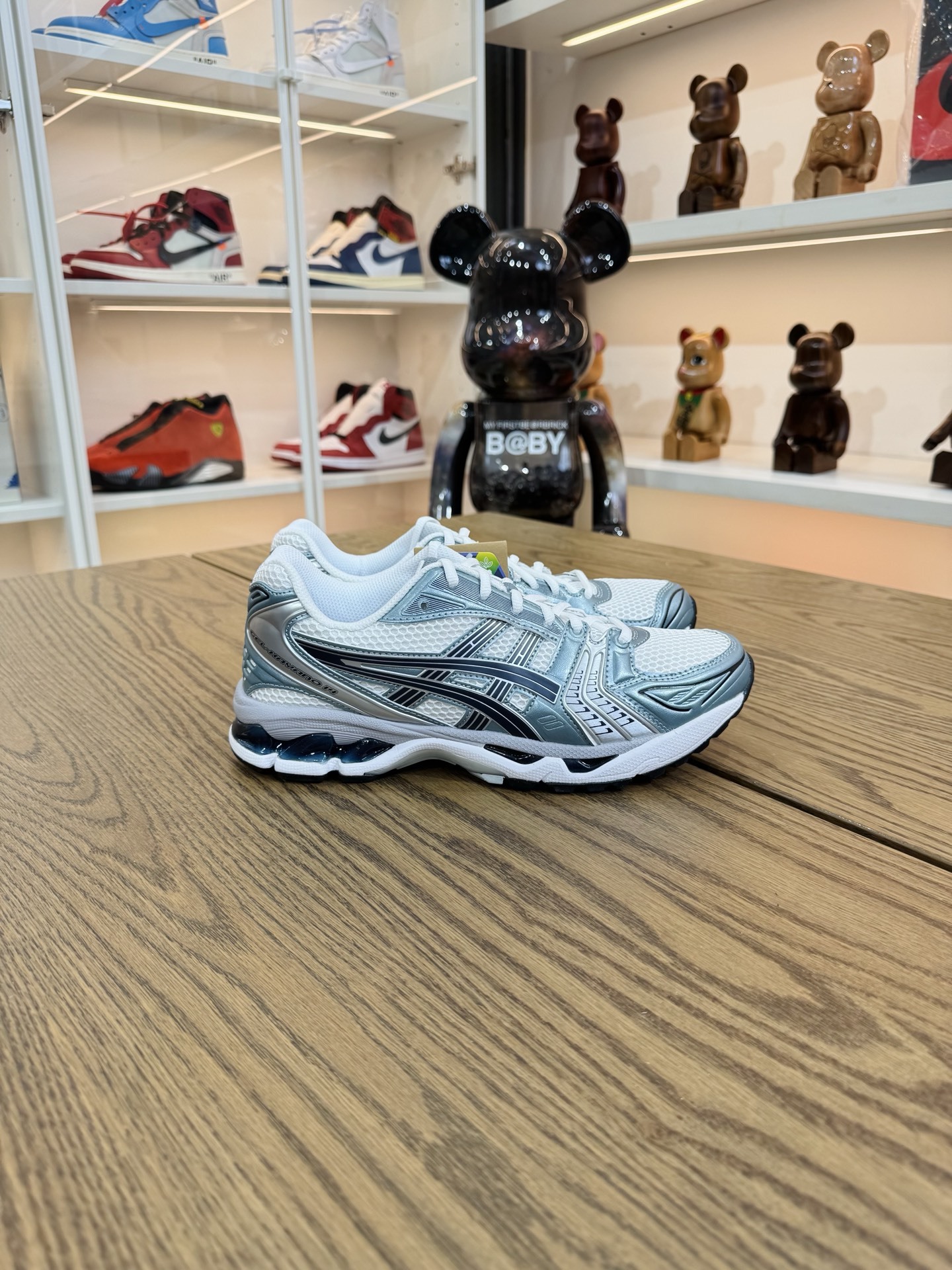 Kayano 14 White Fjord Grey 緩震跑步鞋 男女同款 白灰色1203A537-106