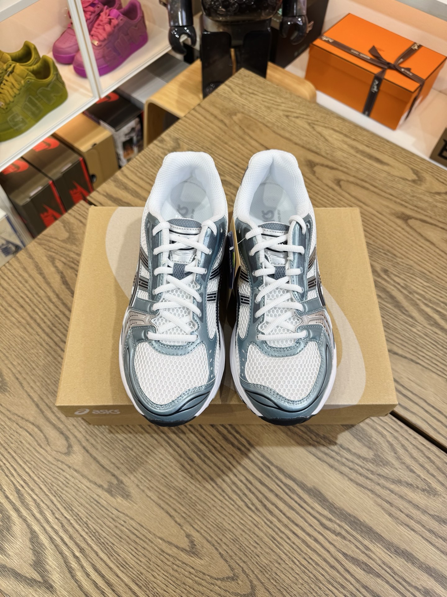 Kayano 14 White Fjord Grey 緩震跑步鞋 男女同款 白灰色1203A537-106