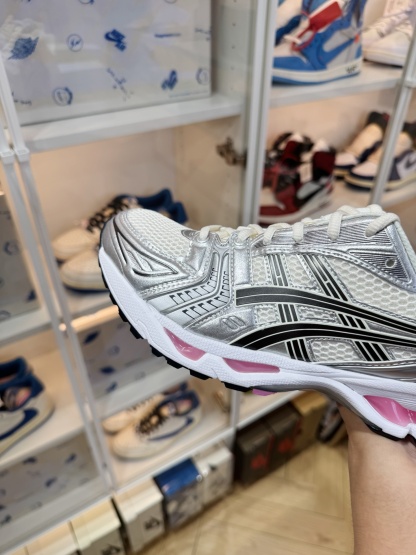 Asics Gel-Kayano 14 Y2K千禧風 男女同款 銀白粉1203A537-103