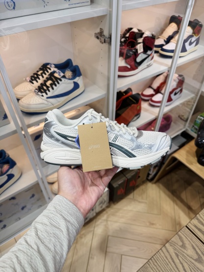 Kayano 14 銀白色 Y2k戶外機能 男女同款 1201A019-200