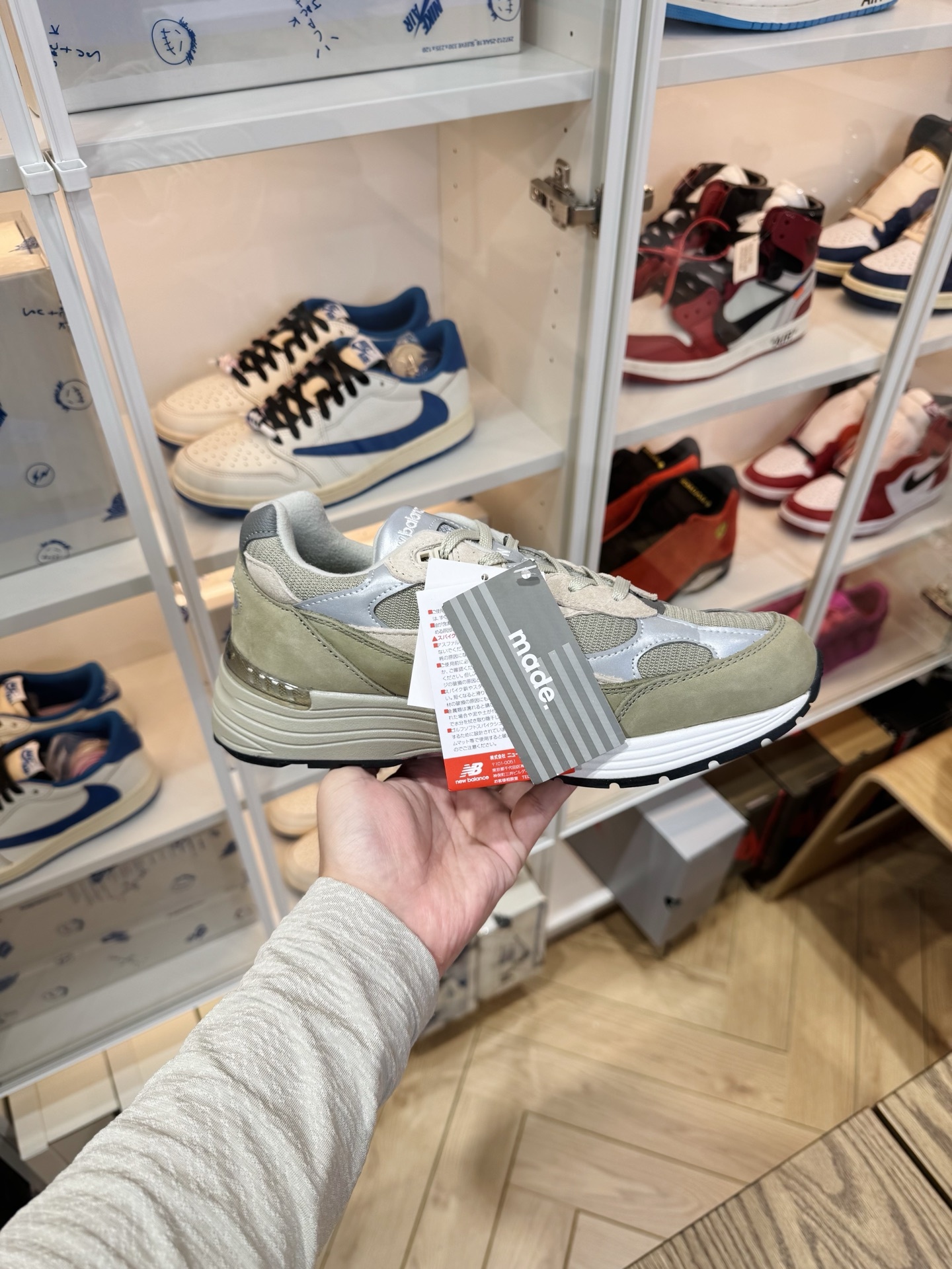 WTAPS x NB 992 灰銀 美產USA 男女同款 尺碼 36-46.5「US7-12」M992WT