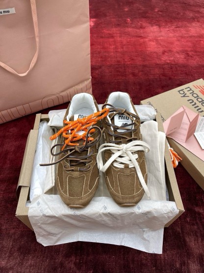 Miu * NB530系列 “深棕色”男女同款