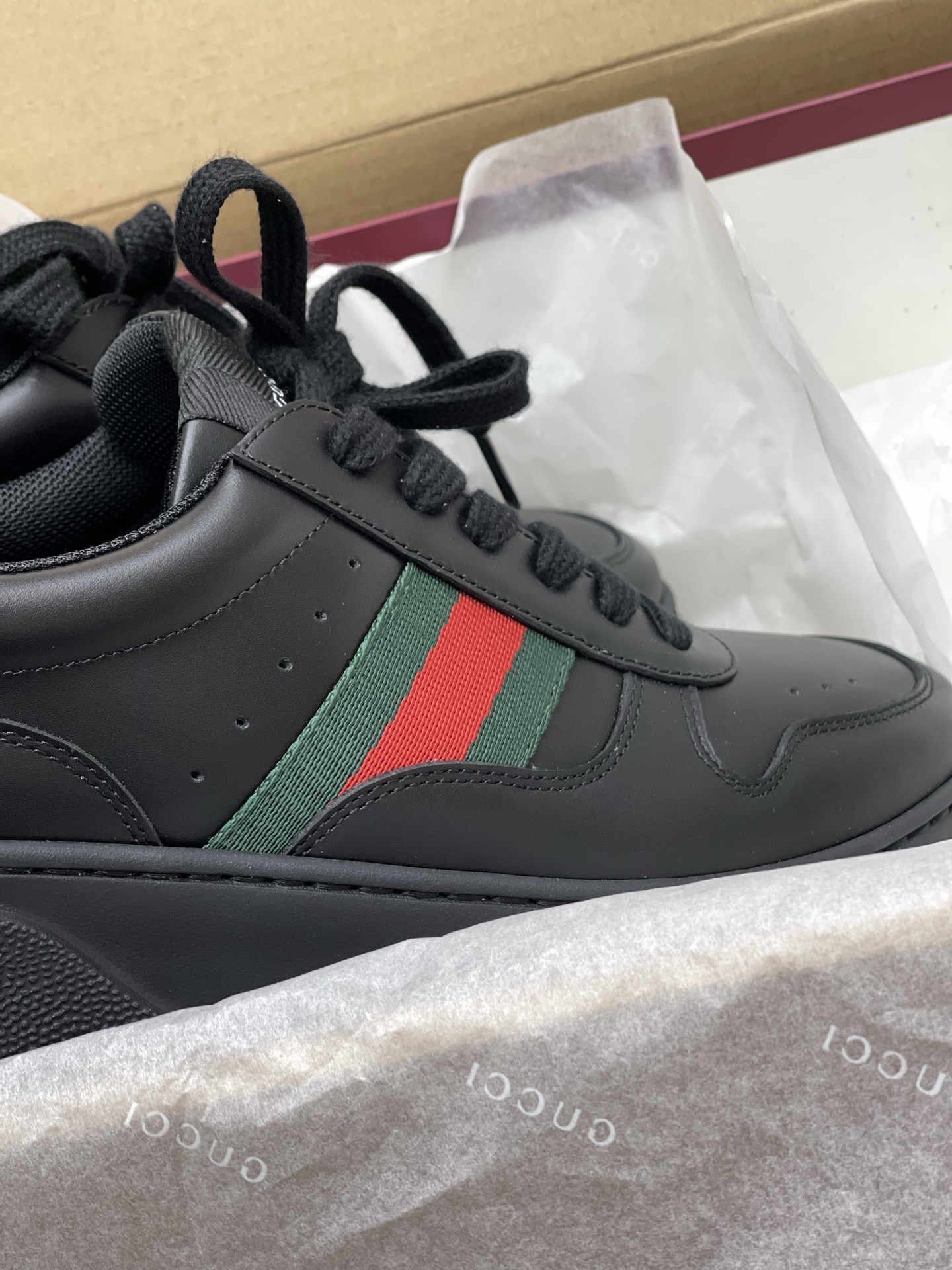 Gucci 饼干鞋系列 “全黑皮”男款