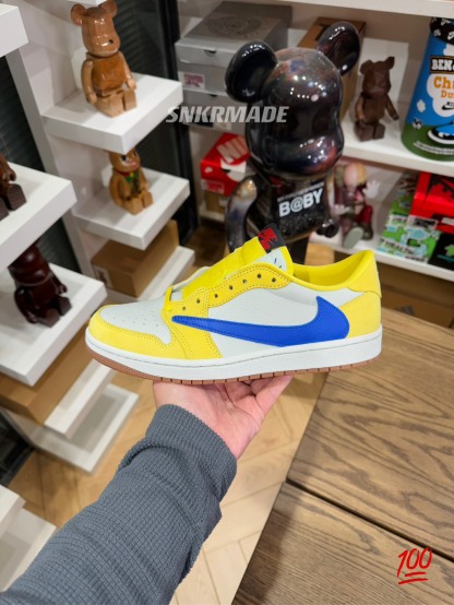 【巔峰產品Ultra】Travis Scott AJ1 Low OG Canary 金絲雀 尺碼 36-48.5「女裝US4W-15.5W」倒鈎第7代 DZ4137-700