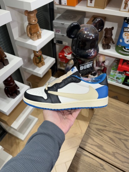 【巔峰產品Ultra】Fragment Design x Travis Scott AJ1 Low OG 三方聯名閃電 尺碼 36-48.5「US4-14」倒鈎第2代 DM7866-140