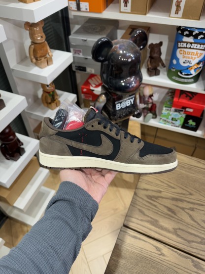 【巔峰產品Ultra】Travis Scott AJ1 Low OG 初代 尺碼 36-48.5「US4-14」倒鈎第1代 CQ4277-001
