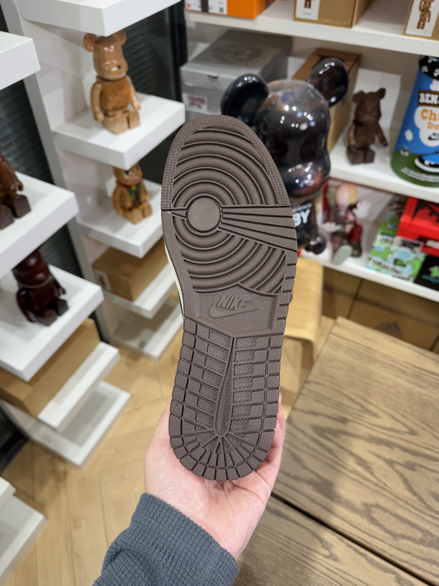 【巔峰產品Ultra】Travis Scott AJ1 Low OG 初代 尺碼 36-48.5「US4-14」倒鈎第1代 CQ4277-001