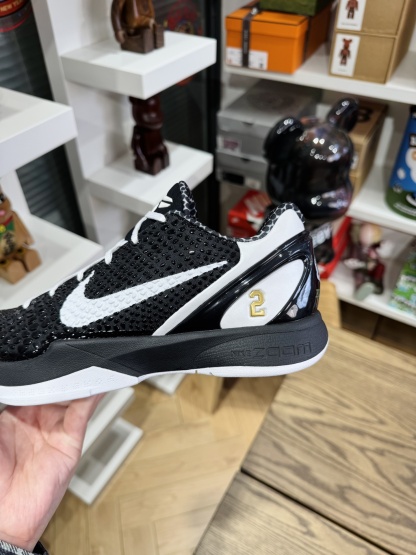 【巔峰產品Ultra】Kobe 6 GiGi 曼巴 Mambacita Sweet 16  尺碼 40-50.5「US7-16」CW2190-002