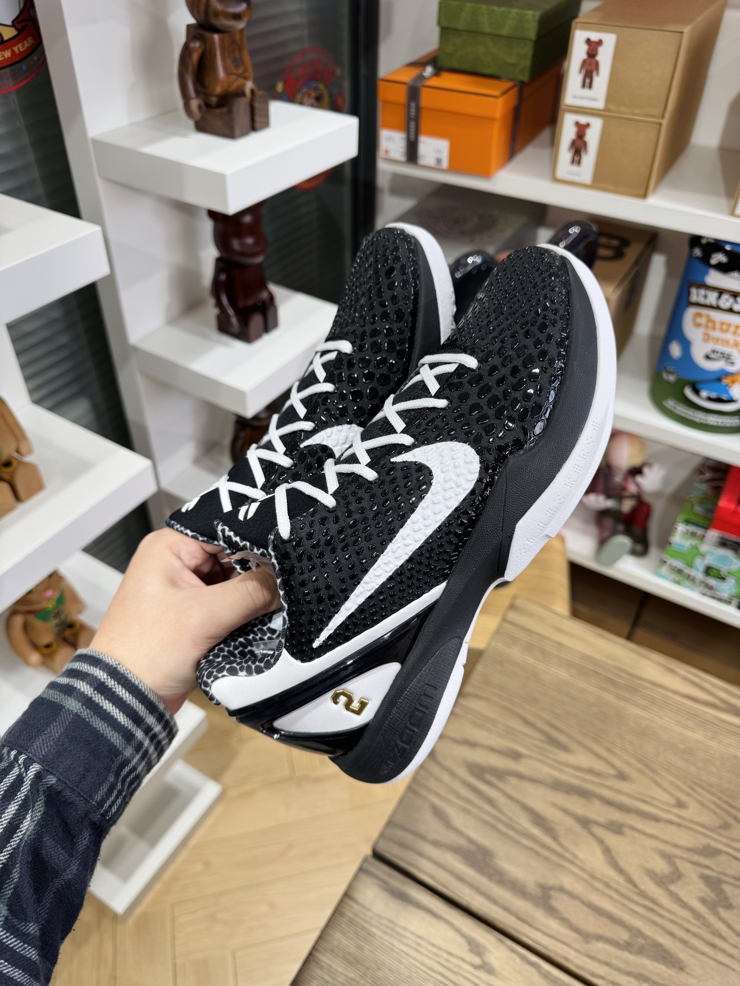 【巔峰產品Ultra】Kobe 6 GiGi 曼巴 Mambacita Sweet 16  尺碼 40-50.5「US7-16」CW2190-002