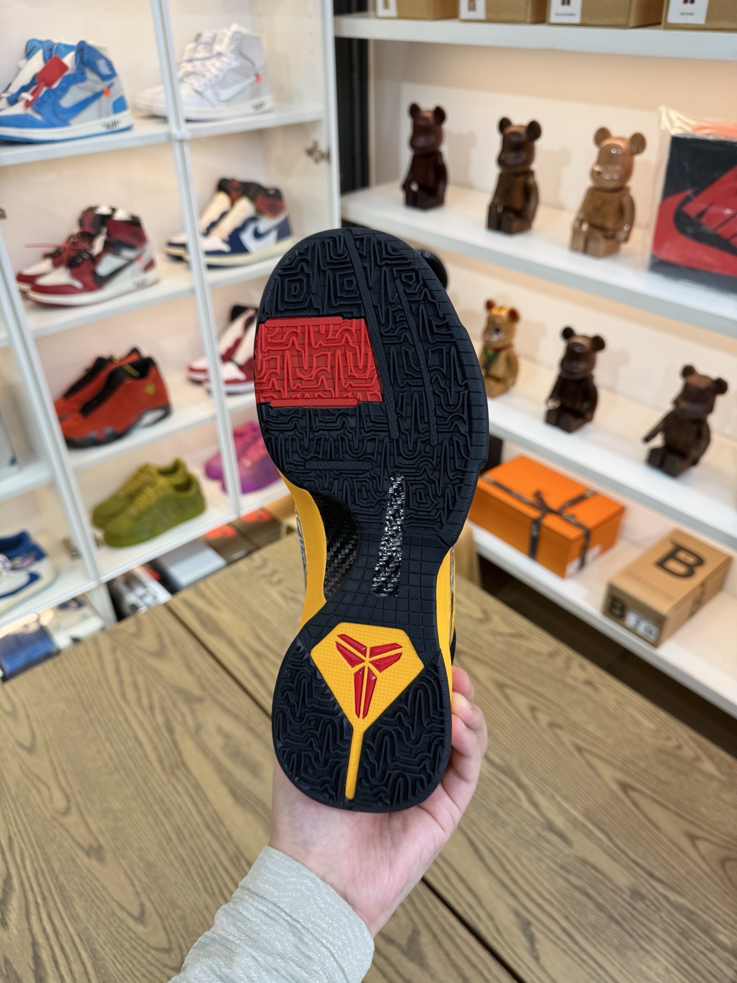 【巔峰產品Ultra】Kobe 5 Protro 黑黃李小龍 Bruce Lee 尺碼 40-48.5 CD4991-700