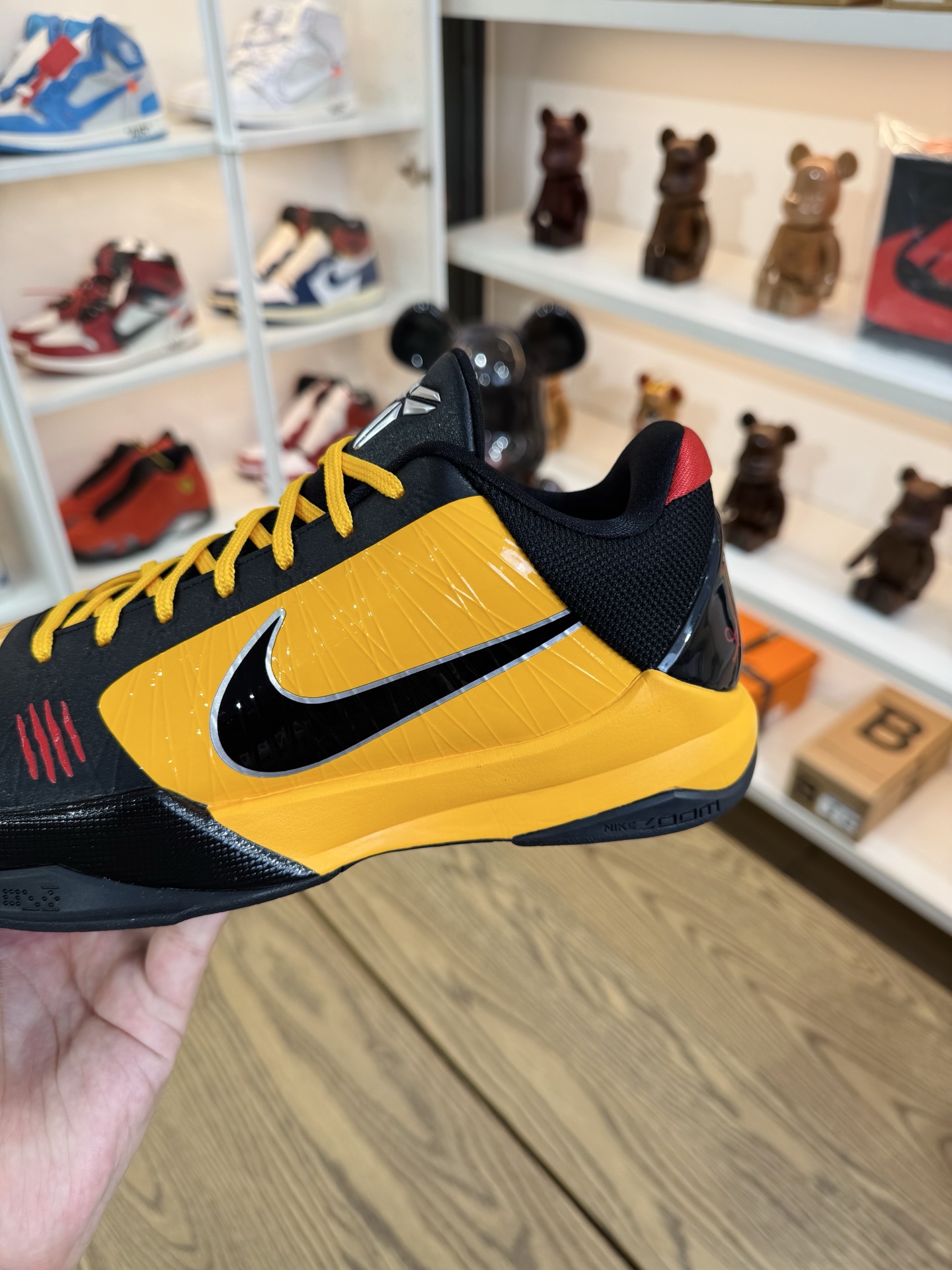 【巔峰產品Ultra】Kobe 5 Protro 黑黃李小龍 Bruce Lee 尺碼 40-48.5 CD4991-700