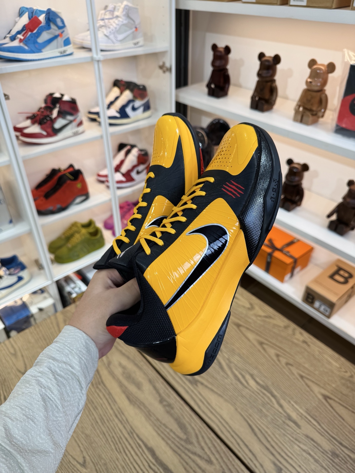 【巔峰產品Ultra】Kobe 5 Protro 黑黃李小龍 Bruce Lee 尺碼 40-48.5 CD4991-700