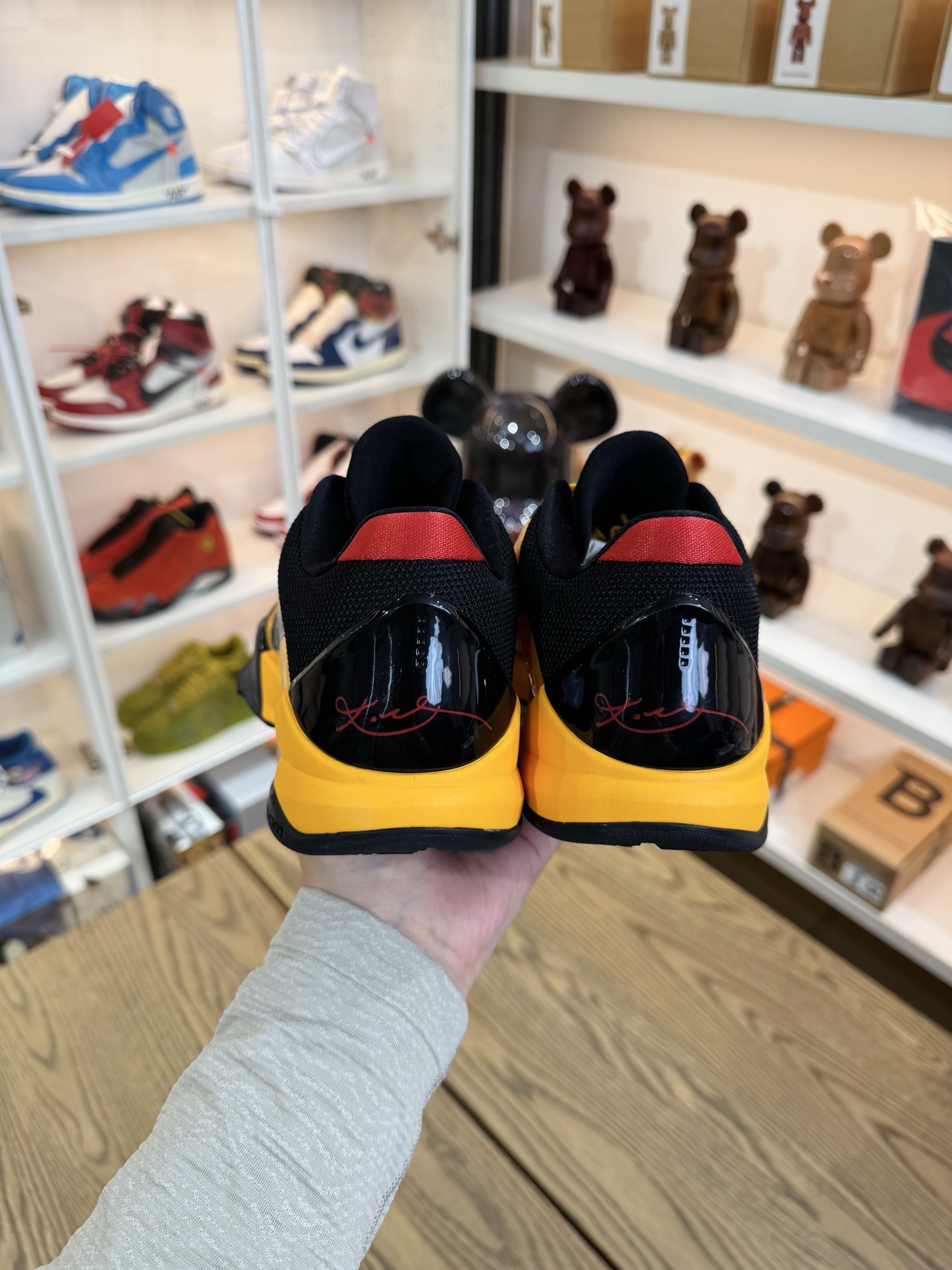 【巔峰產品Ultra】Kobe 5 Protro 黑黃李小龍 Bruce Lee 尺碼 40-48.5 CD4991-700