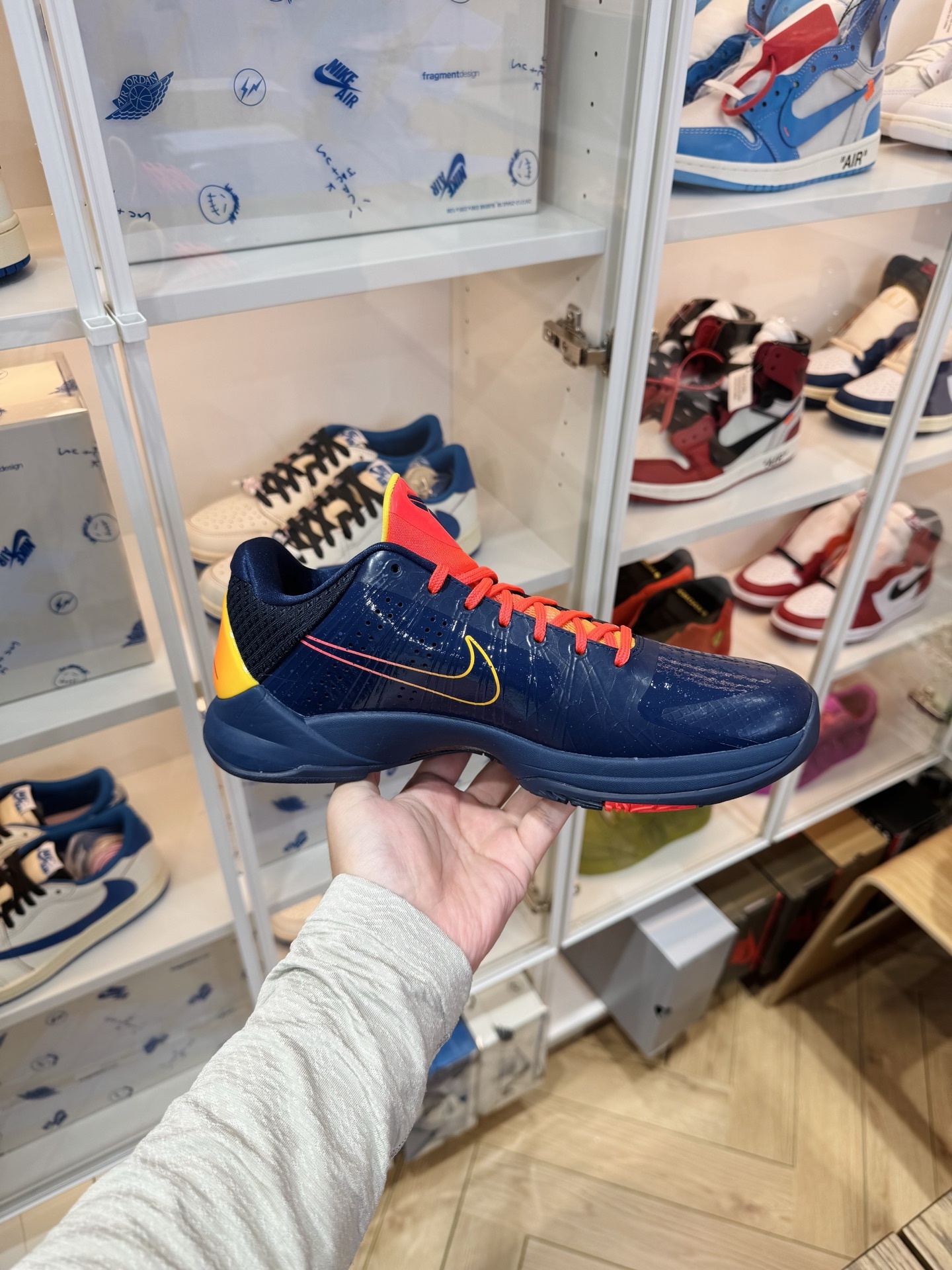【巔峰產品Ultra】Caitlin Clark x Kobe 5 Protro  克拉克 “Indiana Fever” 男女同款 尺碼 40-48.5「US7-18」 IM3207-400