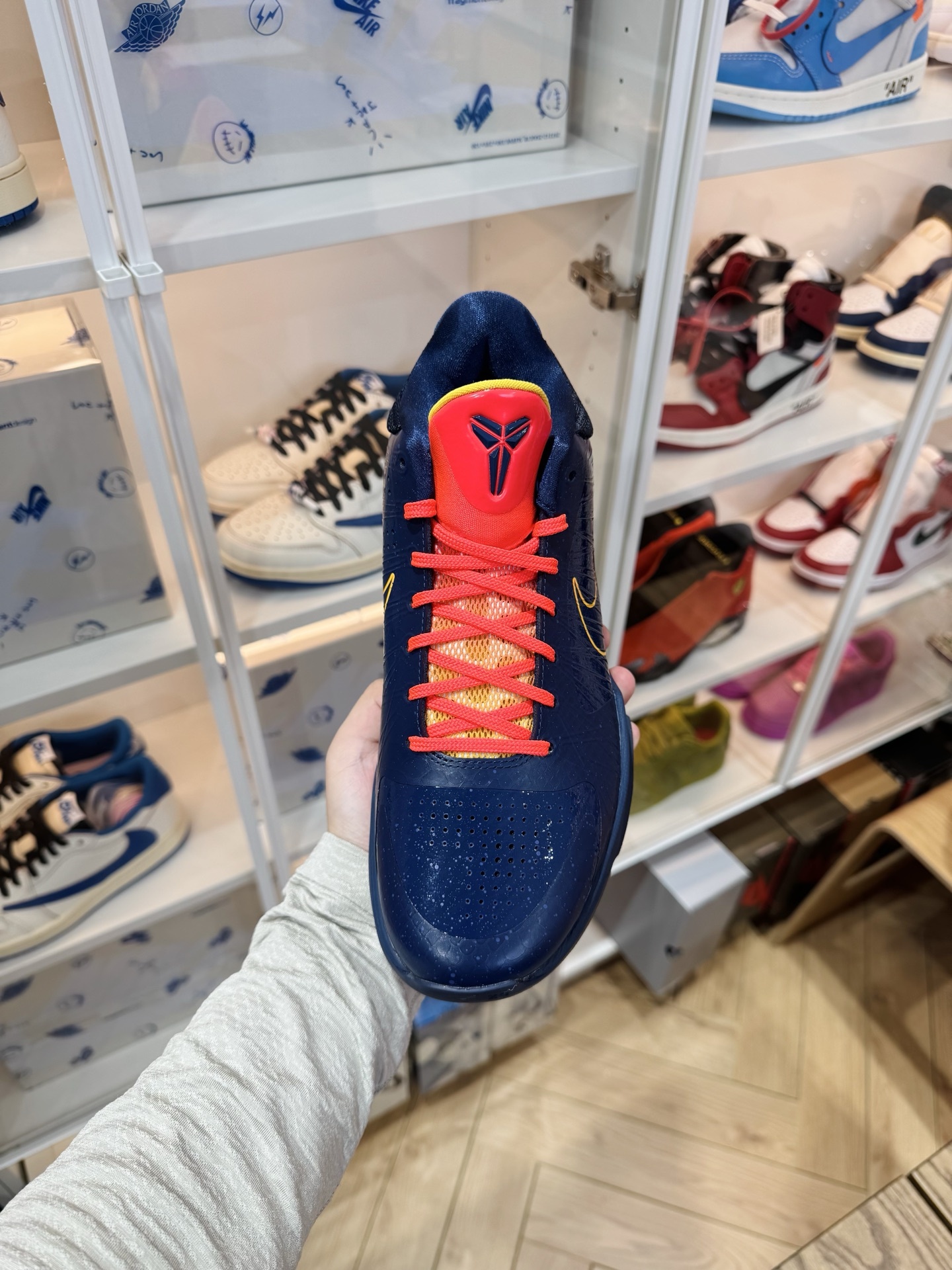 【巔峰產品Ultra】Caitlin Clark x Kobe 5 Protro  克拉克 “Indiana Fever” 男女同款 尺碼 40-48.5「US7-18」 IM3207-400