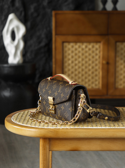 LV Pochette Métis 小邮差包 M46279