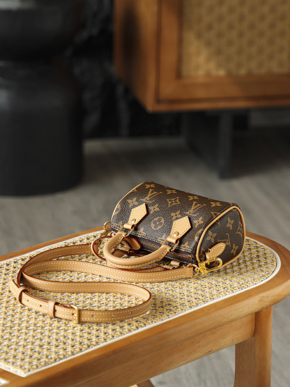 LV Nano Speedy 手袋 M81085