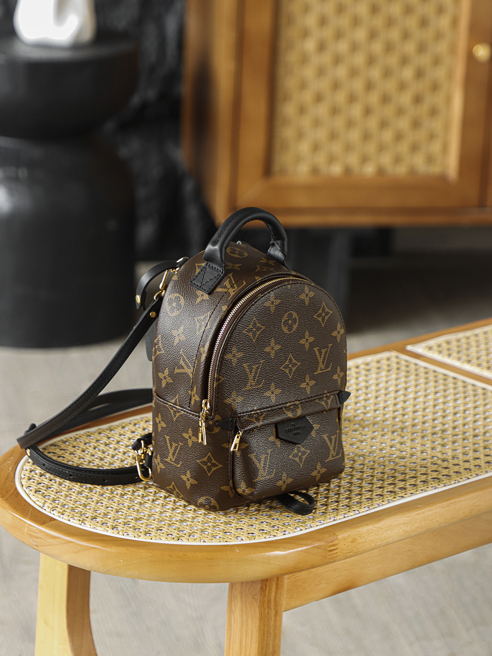 LV PALM SPRINGS 迷你雙肩包 M44873