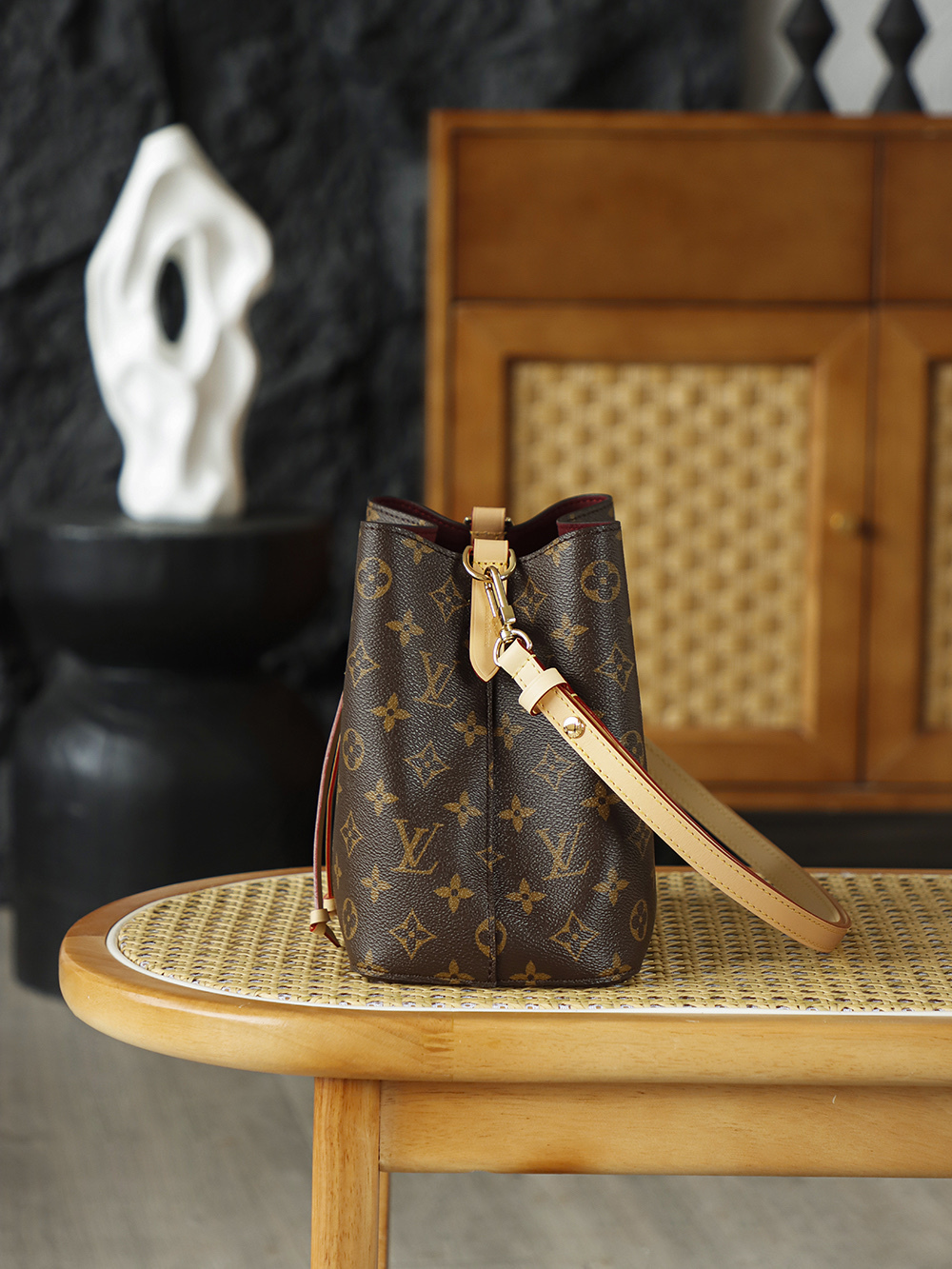 NEONOE BB手袋 M46581