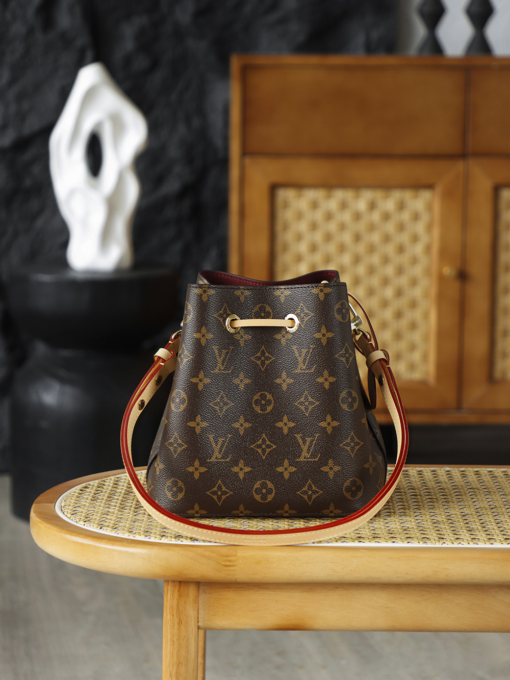 NEONOE BB手袋 M46581