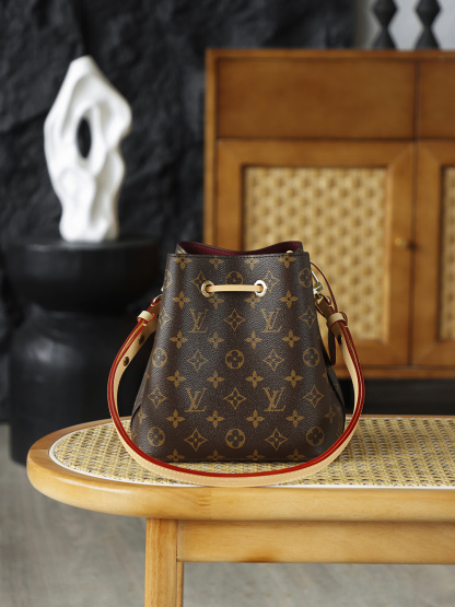 NEONOE BB手袋 M46581