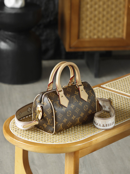 LV SPEEDY 20 米黄色 M46222