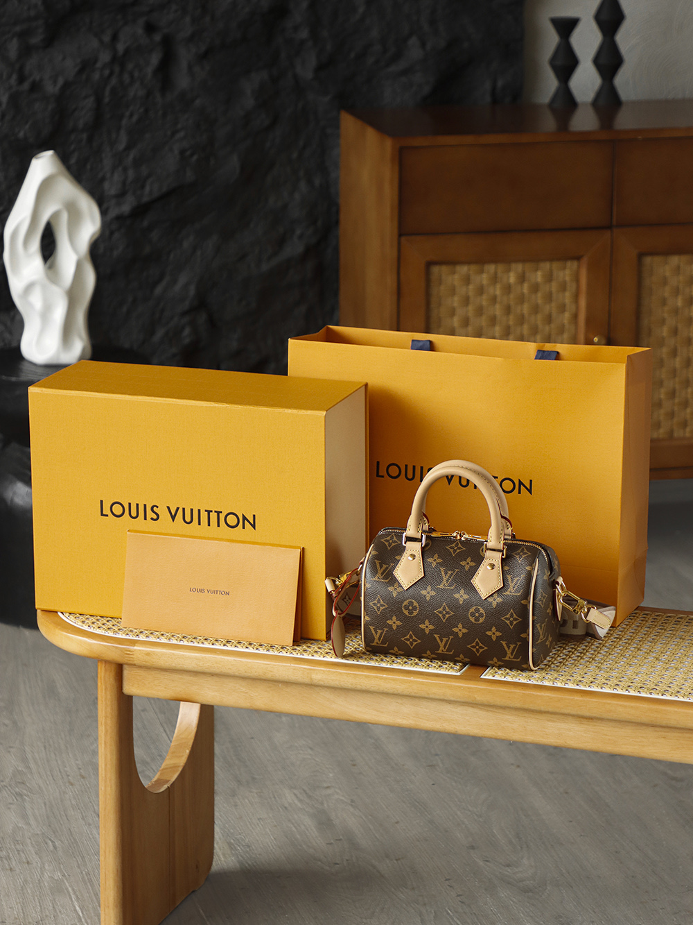 LV SPEEDY 20 米黄色 M46222