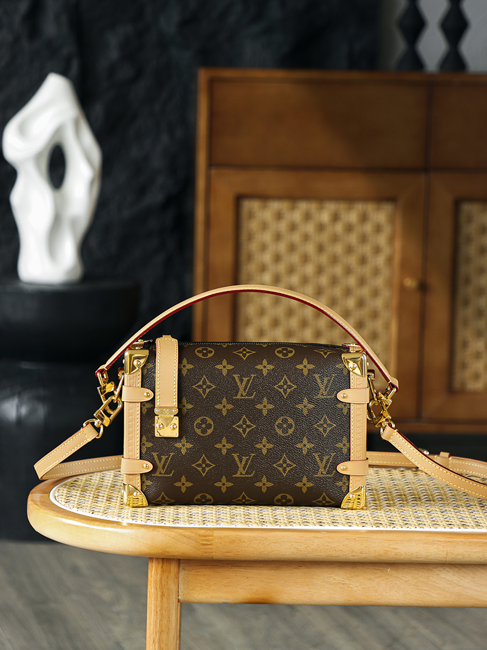 LV SIDE TRUNK中號手袋 M46358