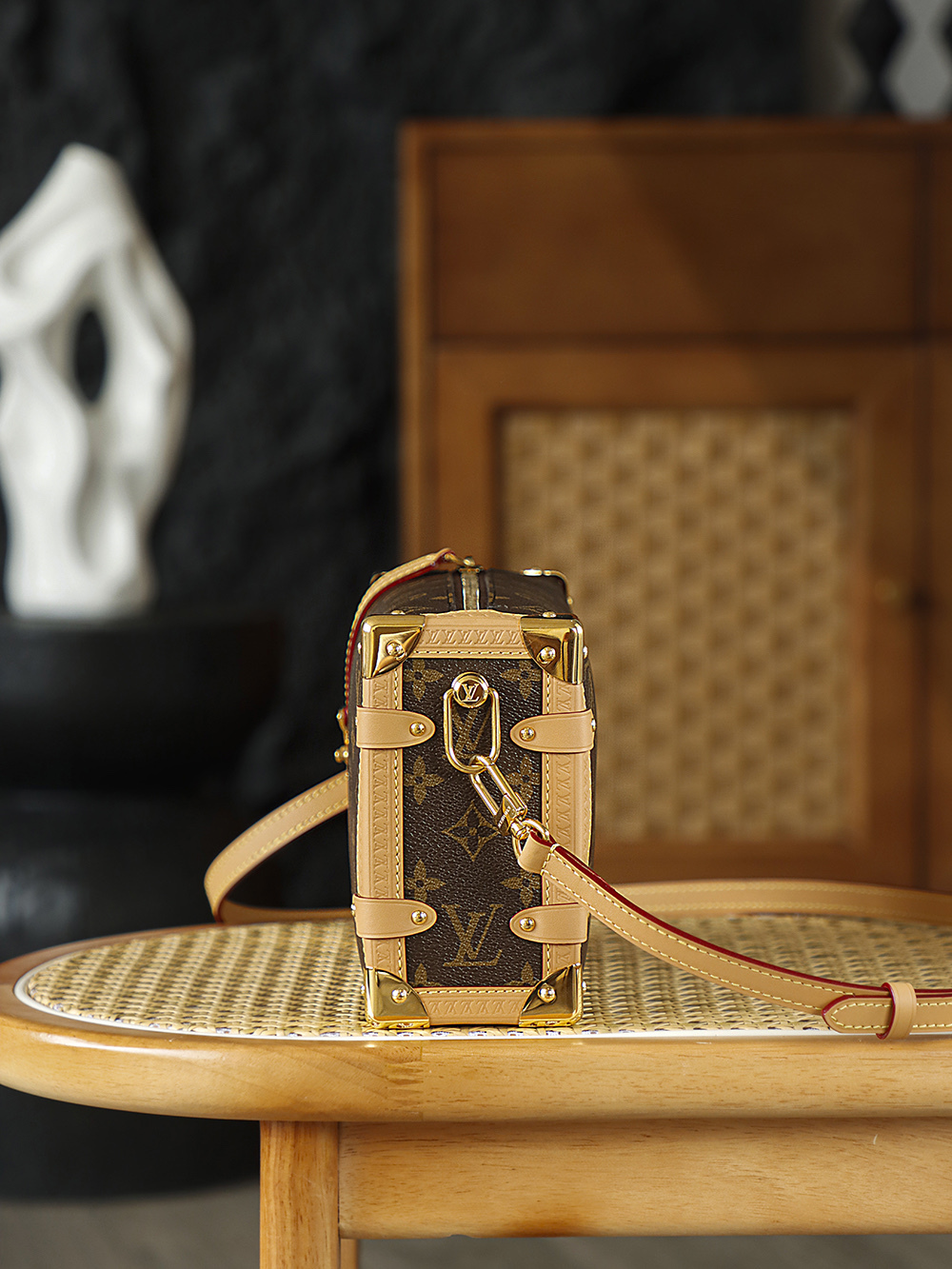 LV SIDE TRUNK中號手袋 M46358