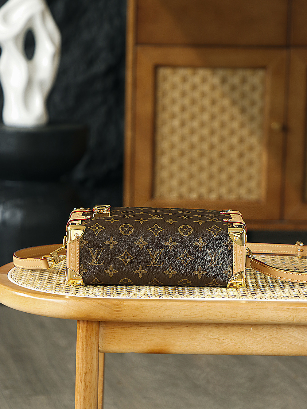 LV SIDE TRUNK中號手袋 M46358